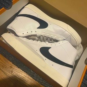 Nike Blazer Mid 77 Vintage